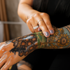 SKINQ™ | La tatoveringene dine skinne igjen